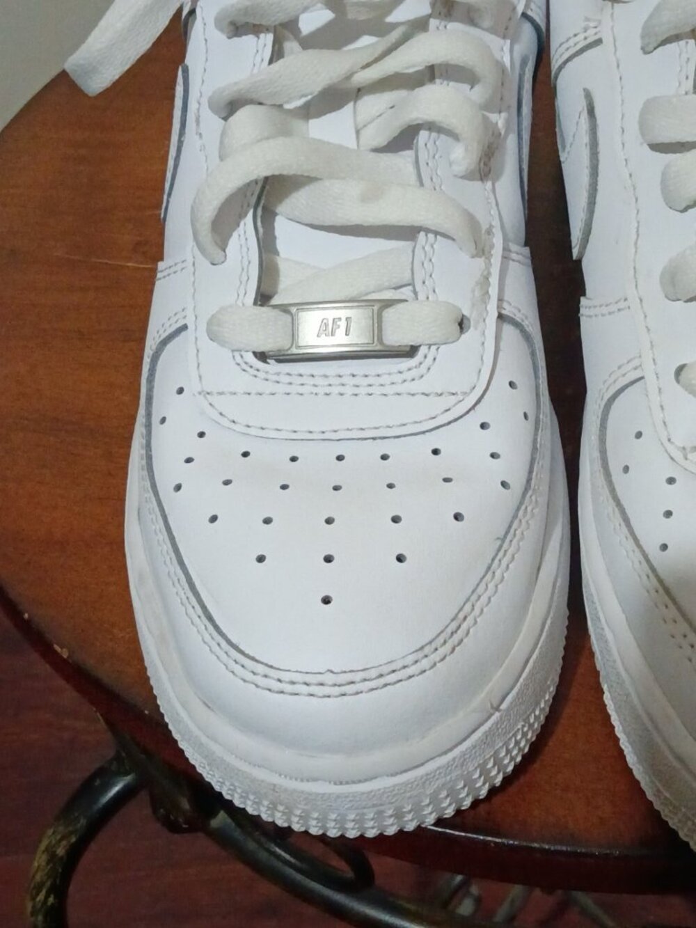 Nike Air Force 1 Low GS Shoes Size 6Y Youth Womens 7.5 Triple White Leather - Picture 7 of 13